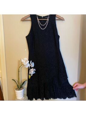 BANANA Republic black lace, tiered skirt dress